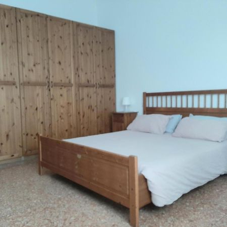 B&B I Due Tigli Travedona Habitación foto